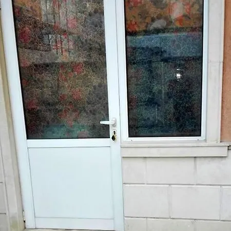 Apartment център варна, на минути пеш от морето! *