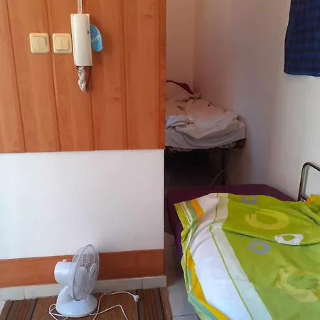 Apartman център варна, на минути пеш от морето!