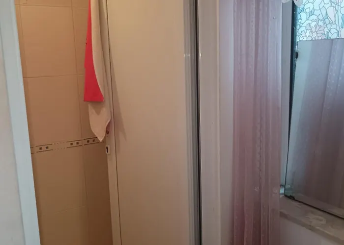 център варна, на минути пеш от морето! *